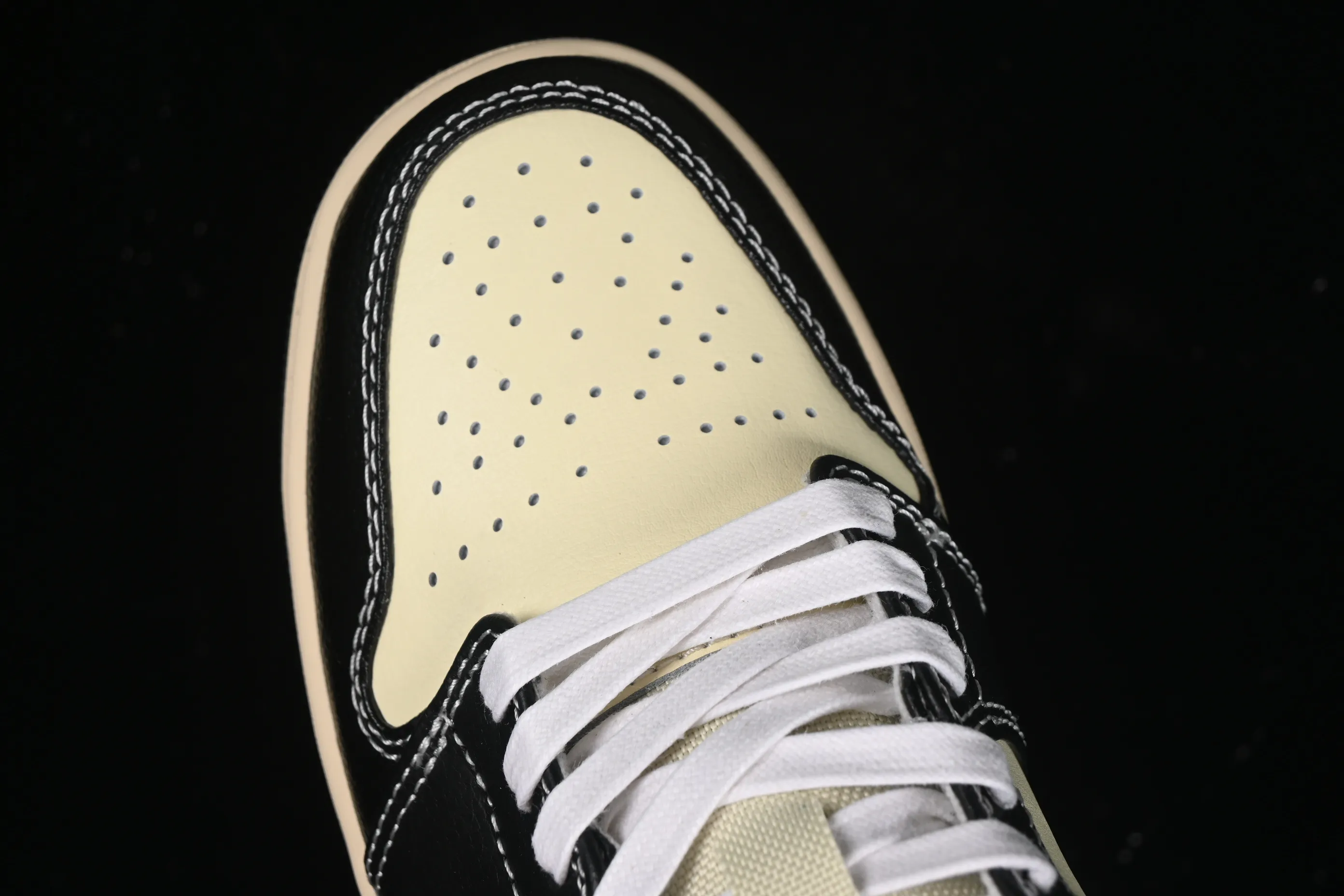 All categories Air Jordan Jordan series basketball shoes Air Jordan 1 Low G version pure original Air Jordan 1 Low "Coconut Milk Black" AJ1 Joe 1 island style low-top cultural basketball shoes HQ3437-101